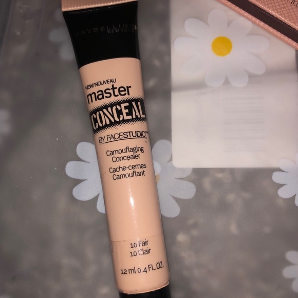 Makeup bundle - Picture 11 of 11